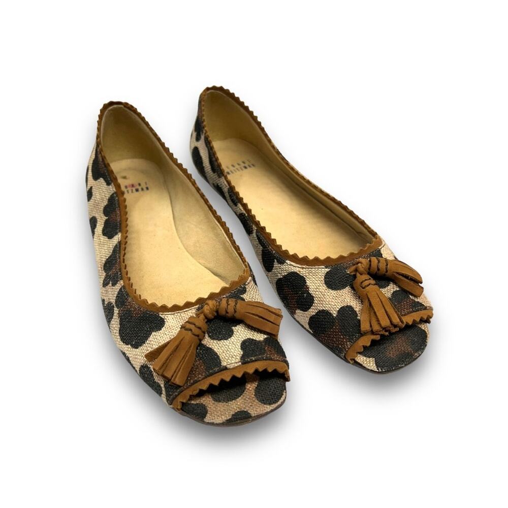 Stuart Weitzman Brown and Black Flats
